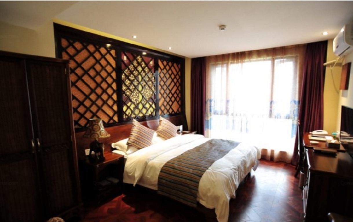 Fengsheng Zhongzhou Yihe Hotel Tengchong Esterno foto